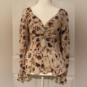 NEW Francesca’s Long Sleeve Floral Print Blouse Size S. NWT